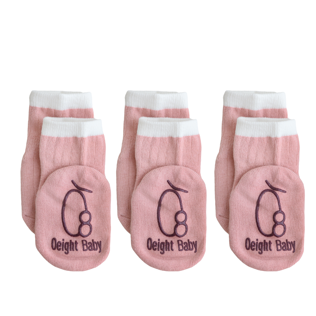 Non-slip socks for babies One Size - 100% value of every purchase will be donated to the children of the Ofef